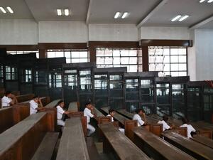 70 سنة سجناً لهارب في مصر