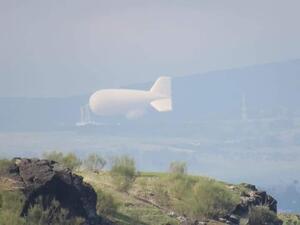 منطاد اسرائيل يمكن رصده من مدينة اربد الاردنية