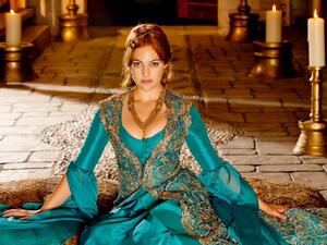 مريم اوزرلي