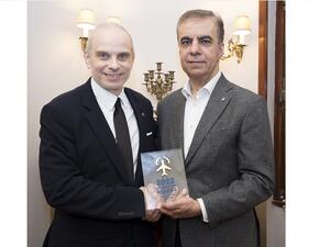 العربية للطيران تحصد لقب "ناقلة العام" من جوائز "إير ترانسبورت" 2022