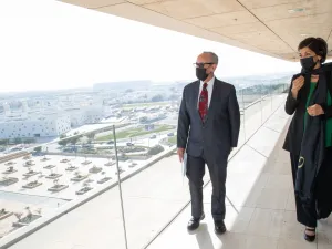 QF President Of Higher Education Meets Us Envoy At Education City