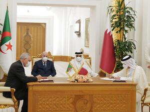 جرى توقيع الاتفاقيات ومذكرات التفاهم في الديوان الأميري القطري