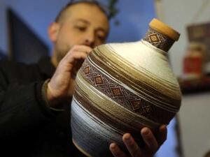 الأردن.. صناعة فخّار بزخرفة عصرية تحيي التراث