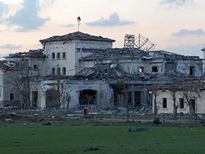 A damaged mansion in Erbil attacks 