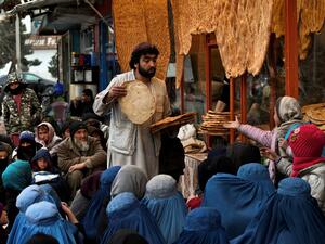 Collapse of Afghanistan's Economy and Height of Humanitarian Crisis 