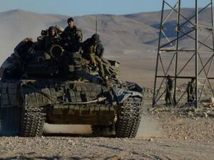 دبابة للجيش السوري في منطقة القلمون