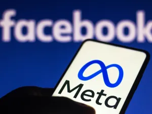 Russia Mulls Labeling Meta an 'Extremist Organization'