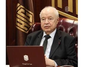 الدكتور أبوغزاله ضيف شرف المنتدى العربي للمسيرة التنموية الشاملة لصاحب السمو الشيخ الدكتور سلطان القاسمي