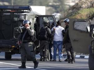 الاحتلال الإسرائيلي يعتقل 12 فلسطينيا بالضفة