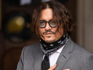 The lawsuit claims that the actress was the true abuser 