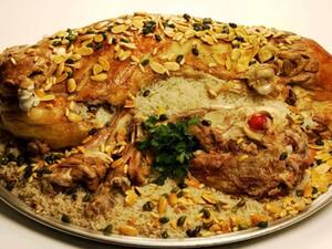 مطبخ العيد: خروف محشي بالتوابل العربية