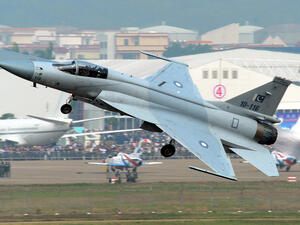 مقاتلة باكستانية