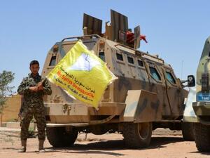 مقاتلون من "قسد" الموالية للقوات الأمريكية