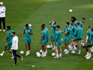ريال مدريد يتحدى ليفربول اليوم في نهائي دوري أبطال أوروبا (المصدر: أ ف ب)