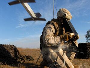 طائرة اميركية في قبضة الروس