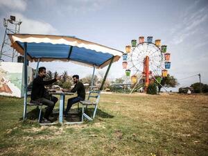 مدن الملاهي في عزة.. ترفيه تحت الحصار