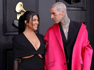 كورتني كارداشيان وترافيس باركر كورتني كارداشيان وترافيس باركر