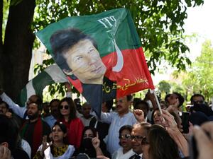 prime minister Imran Khan supporters were arrested