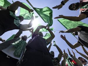 U.S. sanctions Hamas official, facilitator network