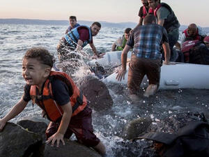 في أوكرانيا نفسها، يُقَدّر عدد النازحين داخليا بحوالى 8 ملايين شخص.