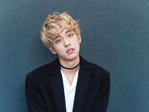 المغني الكوري هولاند المغني الكوري هولاند