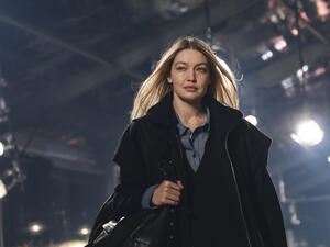 جيجي حديد جيجي حديد