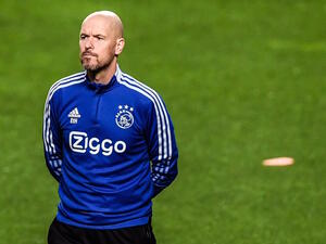Ajax's head coach Erik ten Hag takes part in a training session at Luz stadium, in Lisbon on February 22, 2022, on the eve of their UEFA Champions League football match against SL Benfica. (Photo by PATRICIA DE MELO MOREIRA / AFP)