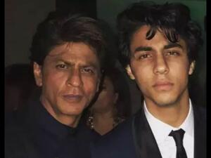 شاروخان وابنه اريان شاروخان وابنه اريان