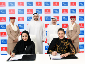 طيران الإمارات توقع مذكرة تفاهم مع جافزا لاستكشاف الأنشطة المشتركة التي تجذب وتحفز الشركات الجديدة والقائمة