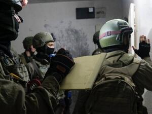 مسحا هندسي لمنزلي منفذي عملية مستوطنة (أرئيل)