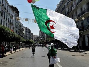 الجزائر، آخر الجمهوريات السوفياتية في سوق الإصلاح