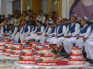 حفل زفاف جماعي متقشف في كابل