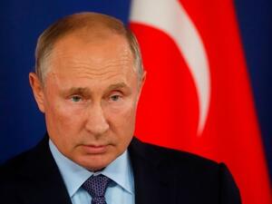 بين فلاديمير بوتين ونيكيتا خروشوف