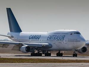 أحد أفراد طاقم طائرة فنزويلية متحفّظ عليها بالأرجنتين على صلة بفيلق القدس