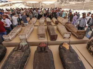 اكتشاف "أكبر خبيئة برونزية" في مصر