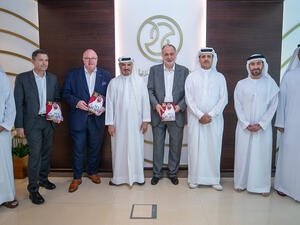 مجلس دبي الرياضي واتحاد الإمارات لكرة السلة يبحثان تعزيز التعاون مع الاتحاد الدولي لكرة السلة