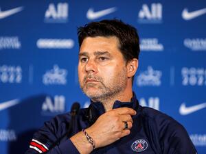 Paris Saint-Germain's Argentinian head coach Mauricio Pochettino gives a press conference during the spring training camp in Qatar's capital Doha on May 15, 2022. (Photo by KARIM JAAFAR / AFP)