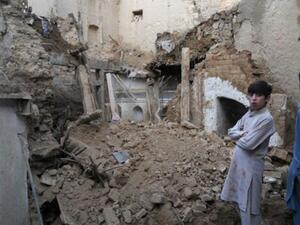 الف قتيل في زلزال افغانستان