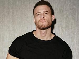 كرم بورسين كرم بورسين