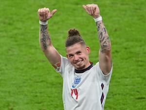 England's midfielder Kalvin Phillips celebrates after winning the UEFA EURO 2020 semi-final football match between England and Denmark at Wembley Stadium in London on July 7, 2021. / AFP / POOL / JUSTIN TALLIS