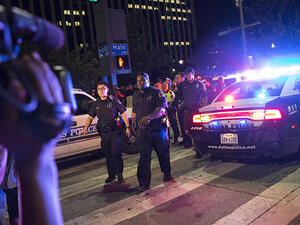 عناصر من الشرطة الأمريكية