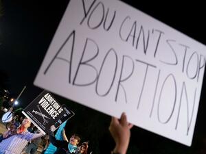احتجاجات في الولايات المتحدة ضد قرار إلغاء حق الإجهاض