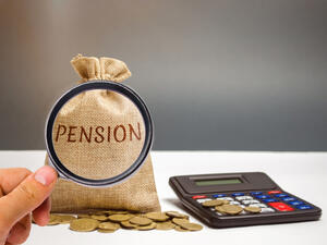 Pension and End-of-Service Gratuity in UAE: All You Need to Know