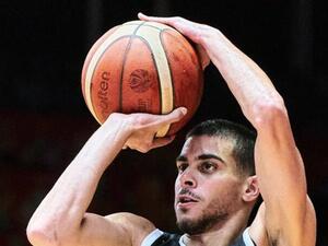 Jordan overcomes Iran (Image Credit: @FIBAAsiaCup)