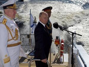 بوتين على متن الزورق الرئاسي