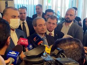 فيصل المقداد، ونظيره الإيراني حسين أمير عبد اللهيان