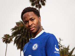 Sterling moves to Chelsea (Credit: @ChelseaFC)