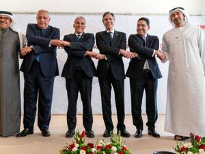 اسرائيل تخطط لقمة اوسع وارفع في مستوى التمثيل من قمة النقب