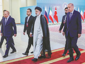 (From L) Putin, Raisi, Erdogan 