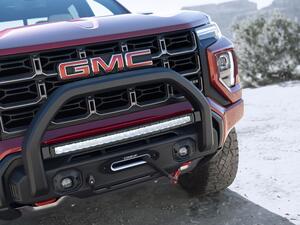 For the First Time in the Middle East, GMC Introduces the GMC Canyon: The Most Advanced, Off-Road Midsize Truck